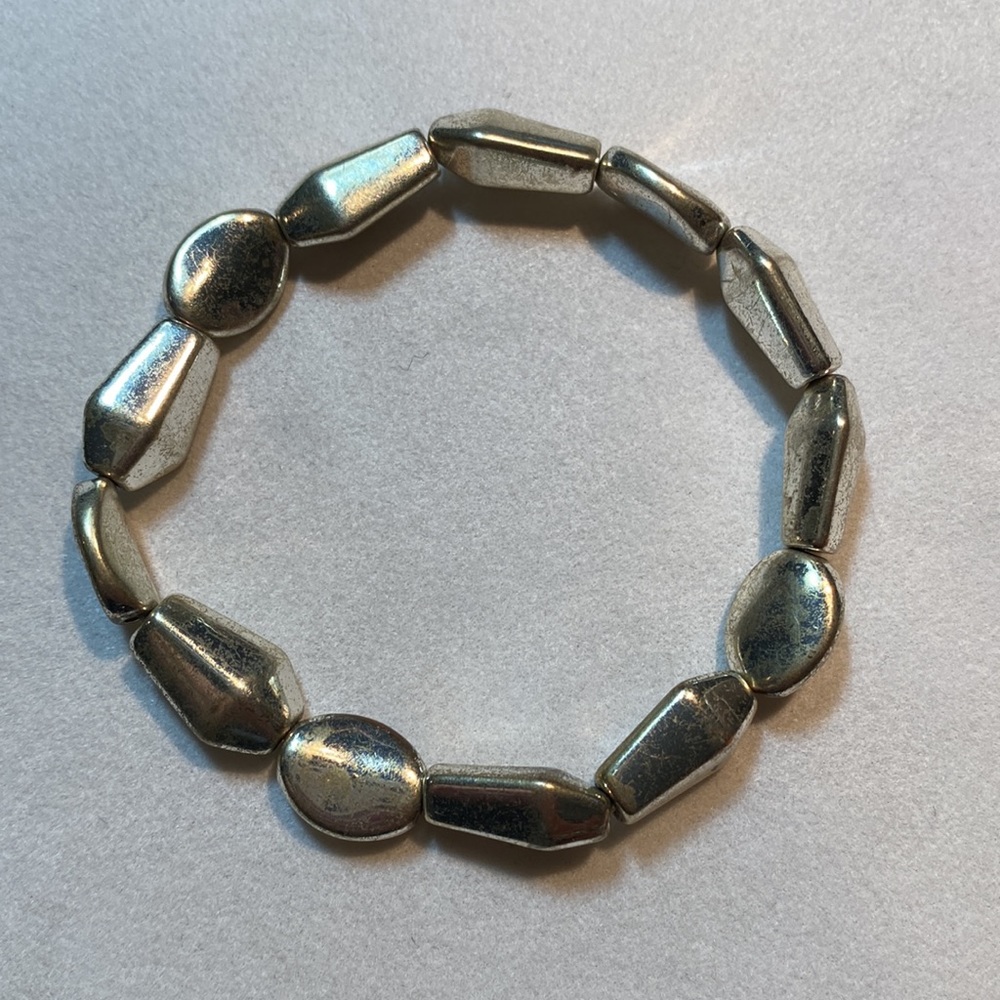 Three Silver Tone Stretch Bracelets - image 5